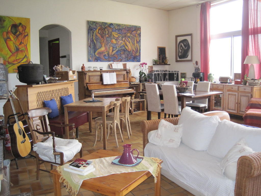 La Trobada Hotel Escaro Екстериор снимка